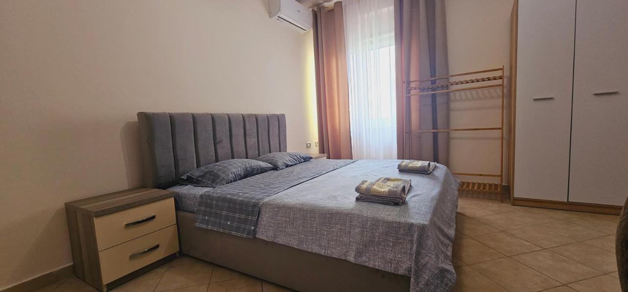 New Bazaar Side Bliss 2 Bed Room Apt With Free Garage Тирана Екстериор снимка