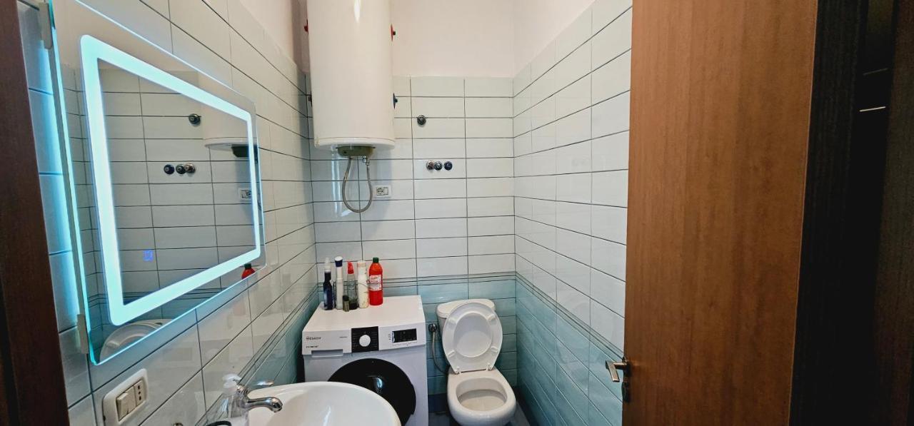 New Bazaar Side Bliss 2 Bed Room Apt With Free Garage Тирана Екстериор снимка