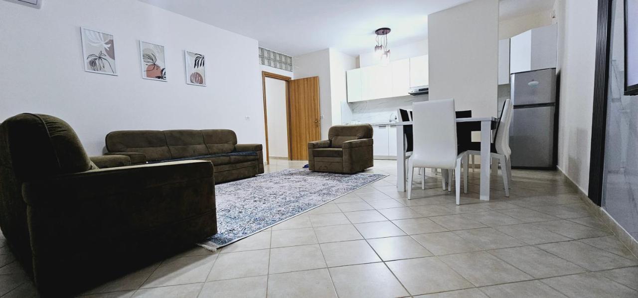 New Bazaar Side Bliss 2 Bed Room Apt With Free Garage Тирана Екстериор снимка