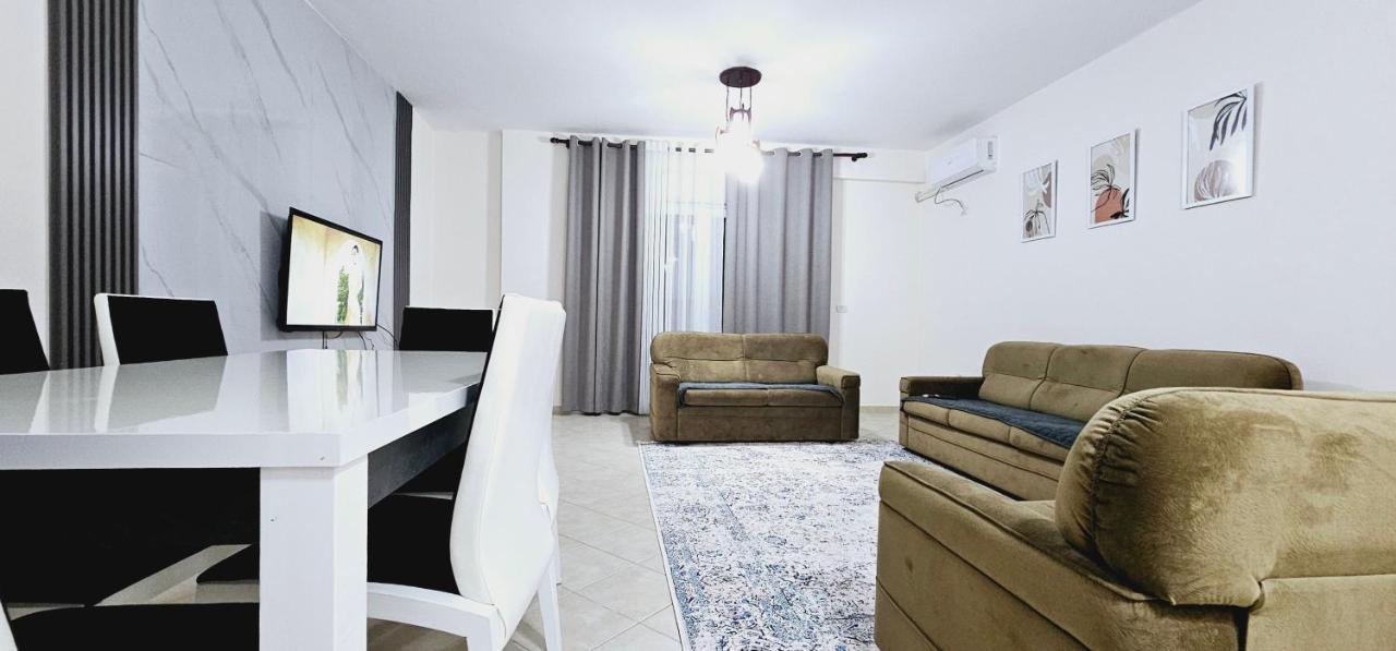 New Bazaar Side Bliss 2 Bed Room Apt With Free Garage Тирана Екстериор снимка